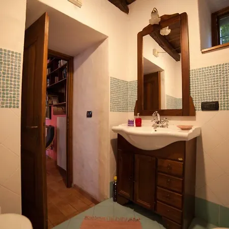 Alloggio in famiglia La Vecchia Casa Rosa Cannero Riviera