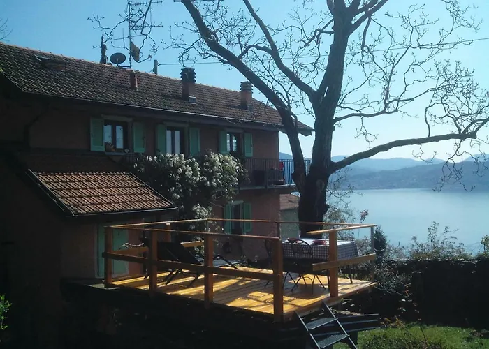 La Vecchia Casa Rosa كانيرو ريفييرا