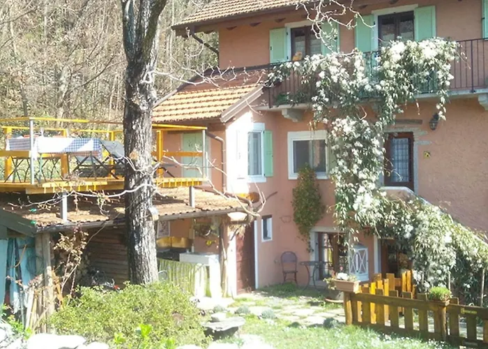 La Vecchia Casa Rosa منزل للإقامة *