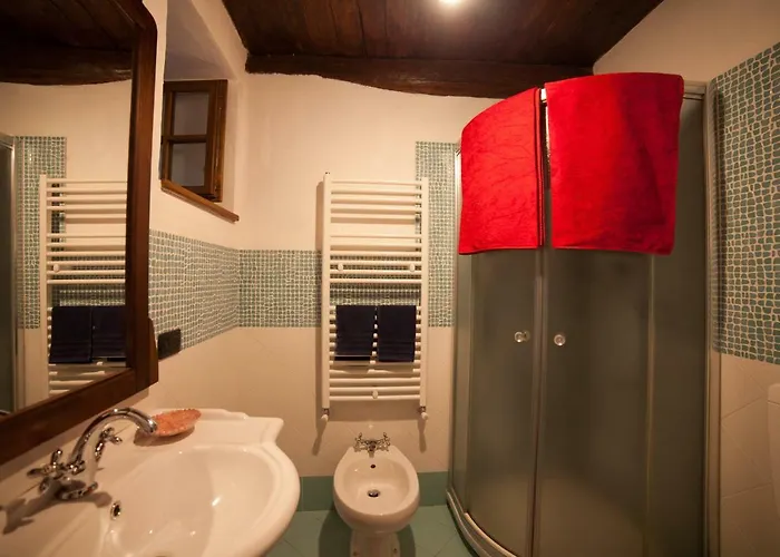 La Vecchia Casa Rosa * Cannero Riviera