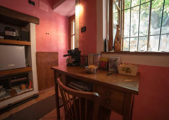 Pansiyon La Vecchia Casa Rosa